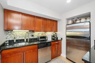 1600 Beacon St, Brookline, MA 02446 - Photo 3