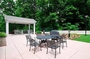 1600 Beacon St, Brookline, MA 02446 - Photo 17