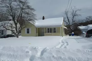 33 Connolly St, Springfield, MA 01151 - Photo 3