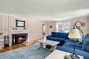 22 Gryzboska Cir, Framingham, MA 01702 - Photo 5