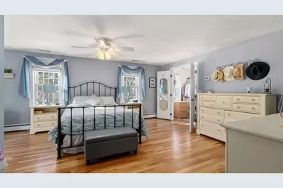 22 Gryzboska Cir, Framingham, MA 01702 - Photo 19