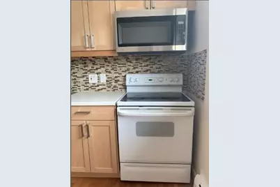 32 Westgate Rd #6, Boston, MA 02467 - Photo 3