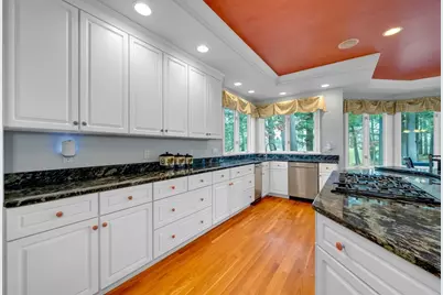 4 Andover Country Club Ln, Andover, MA 01810 - Photo 9