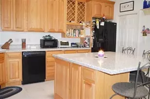 882 Park St, Stoughton, MA 02072 - Photo 3