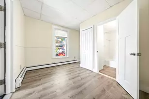 48 Waverly St, Melrose, MA 02176 - Photo 5