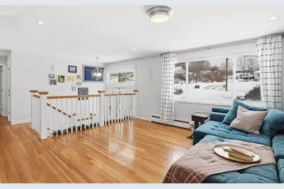 49 Lawrence St, Leominster, MA 01453 - Photo 5