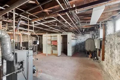 2-4 Leslie Street, Lawrence, MA 01841 - Photo 33