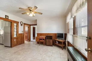 24 Leslie St, Lawrence, MA 01841 - Photo 7