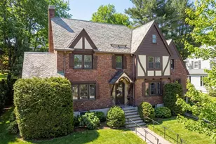 36 Goodnough Rd, Brookline, MA 02467 - Photo 3