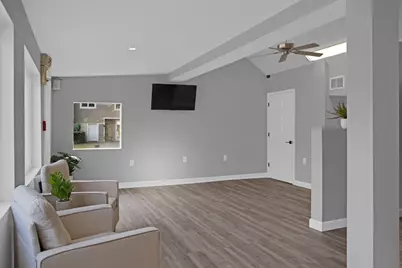 165 Massachusetts Ave, Lunenburg, MA 01462 - Photo 11