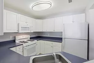 1 Riverview Blvd, Methuen, MA 01844 - Photo 13