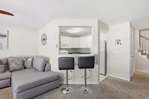 1 Riverview Blvd, Methuen, MA 01844 - Photo 9