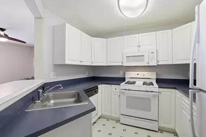 1 Riverview Blvd #8-203, Methuen, MA 01844 - Photo 11