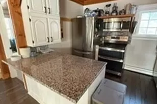 8 Woodwards Ln, Taunton, MA 02780 - Photo 5