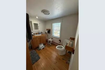 8 Woodwards Ln, Taunton, MA 02780 - Photo 9