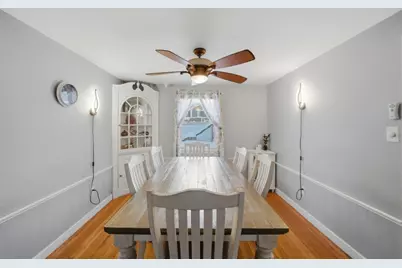 8 Flint St, Chelmsford, MA 01824 - Photo 9