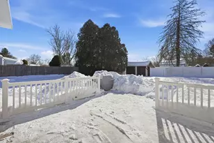 144 River Rd, Agawam, MA 01001 - Photo 17