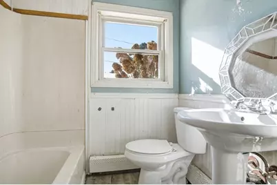 21 Austin Avenue, Pittsfield, MA 01201 - Photo 19