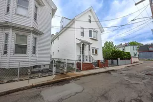 34 Franklin Ave, Somerville, MA 02145 - Photo 3