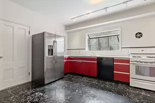 247-249 Park St, Boston, MA 02124 - Photo 9