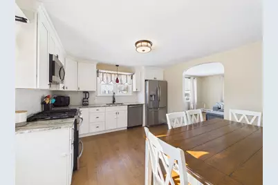 112 Lawson Ave, Acushnet, MA 02743 - Photo 15