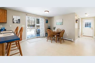 10 Emerald St, Gloucester, MA 01930 - Photo 9