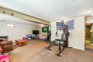 10 Emerald St, Gloucester, MA 01930 - Photo 27