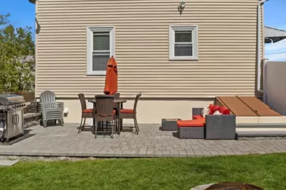 75 Thurber Ave, Brockton, MA 02301 - Photo 3