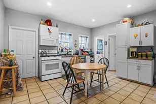 47 Hale St, Bridgewater, MA 02324 - Photo 5