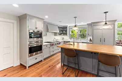 24 Pine Island Rd, Mattapoisett, MA 02739 - Photo 13