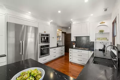 16 Prescott St, Newton, MA 02460 - Photo 3