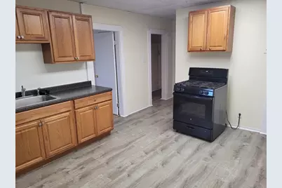 72 Sumner St #2, Revere, MA 02151 - Photo 5