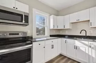 946 N Main St, Brockton, MA 02301 - Photo 3