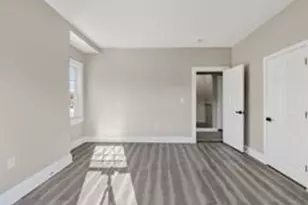 946 N Main St, Brockton, MA 02301 - Photo 13