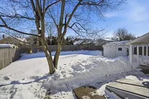 163 Powell Ave, Springfield, MA 01118 - Photo 5