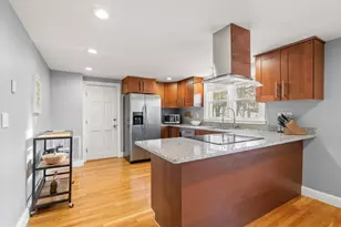 111 Fayette St, Watertown, MA 02472 - Photo 5