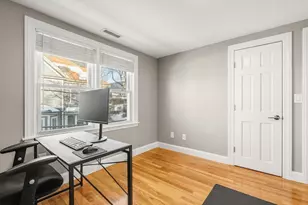 111 Fayette St, Watertown, MA 02472 - Photo 21