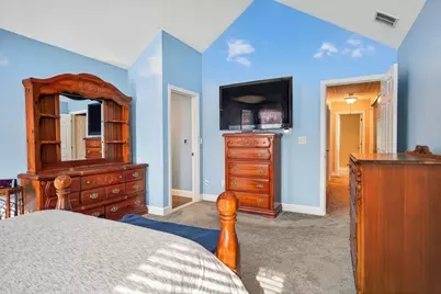 18 Jay Dr, Framingham, MA 01701 - Photo 21