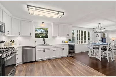 18 Seneca Dr, Hudson, MA 01749 - Photo 7