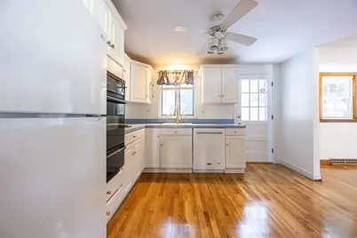 47 Trowbridge Cir, Stoughton, MA 02072 - Photo 5