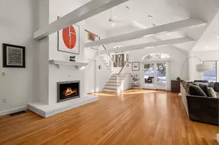 25 Mansfield Rd, Wellesley, MA 02481 - Photo 11