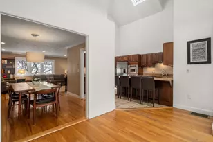 25 Mansfield Rd, Wellesley, MA 02481 - Photo 7