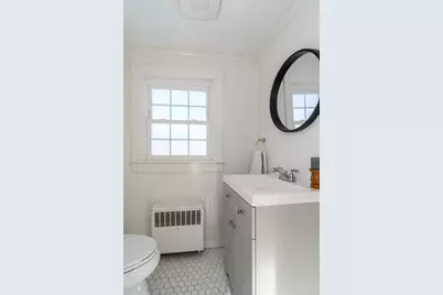 17 Florence St, Natick, MA 01760 - Photo 15
