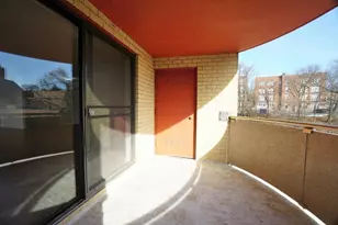 2500 Mystic Valley Pkwy, Medford, MA 02155 - Photo 11