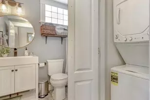 439 W Fourth St, Boston, MA 02127 - Photo 15