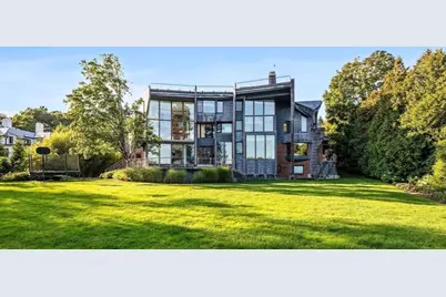 55 Leicester St, Brookline, MA 02445 - Photo 39