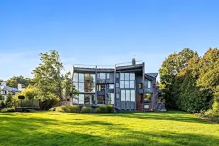 55 Leicester St, Brookline, MA 02445 - Photo 37