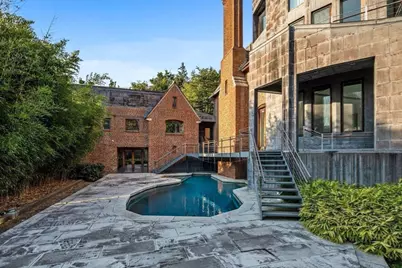 55 Leicester St, Brookline, MA 02445 - Photo 39