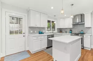 55 Redlands Rd, Boston, MA 02132 - Photo 17