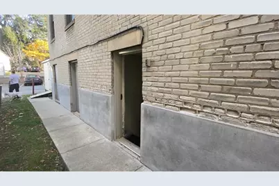 7 Lothian Rd #B, Boston, MA 02135 - Photo 3